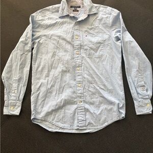 Men’s Light Blue Button-Up Shirt